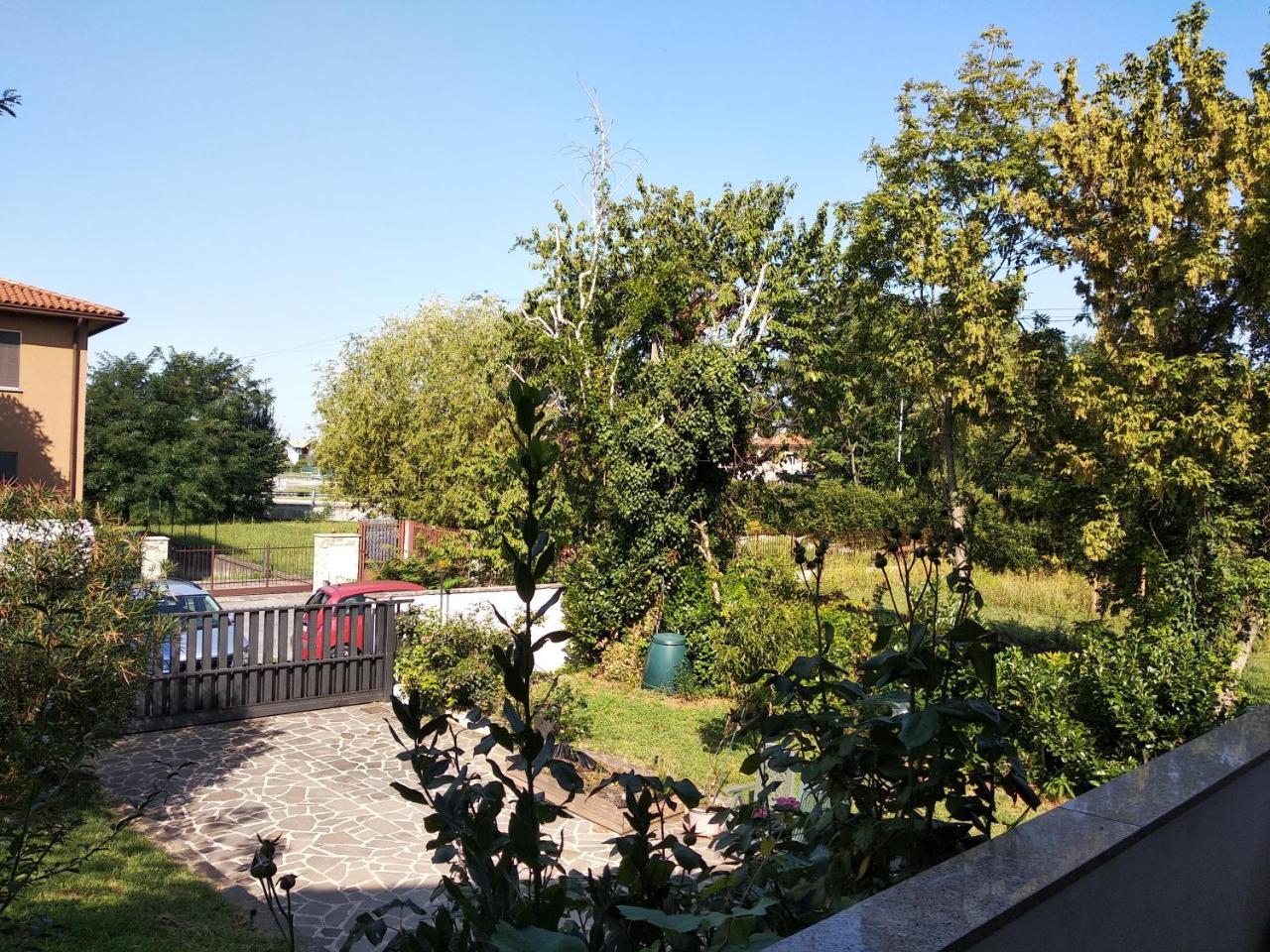 Guesthouse La Villa Zanica Exterior photo